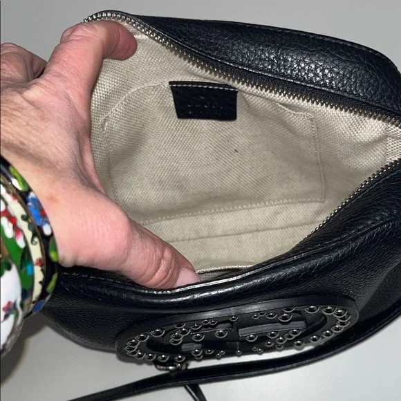 Gucci Black Soho Studded Disco Logo Leather Crossbody Bag - Picture 8 of 16
